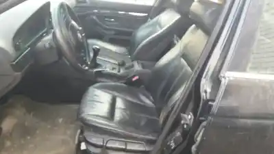 Sloopvoertuig bmw serie 5 berlina (e39) 520d van het jaar 2000 aangedreven 204d1