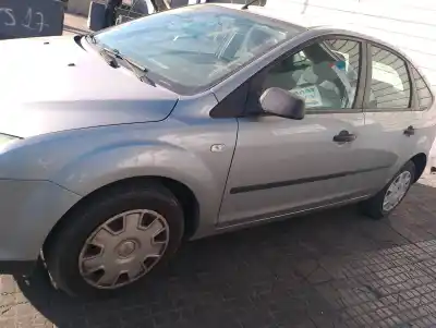 Veículo de Sucata ford focus berlina (cap) ghia do ano 2005 alimentado hhda