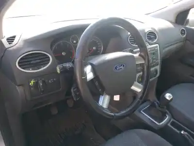 Veículo de Sucata ford focus berlina (cap) ghia do ano 2005 alimentado hhda