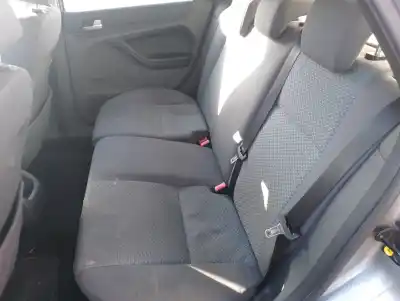 Veículo de Sucata ford focus berlina (cap) ghia do ano 2005 alimentado hhda