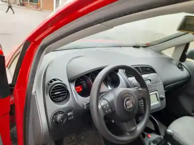 Veicolo di demolizione seat altea (5p1) reference dell'anno 2006 alimentato bxe