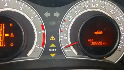 Veículo de Sucata toyota auris live do ano 2011 alimentado 1zr