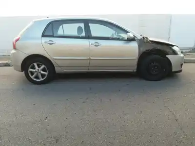 Veículo de Sucata toyota corolla (_e12_) 2.0 d-4d (cde120r_ cde120l_) do ano 2006 alimentado 1cdftv