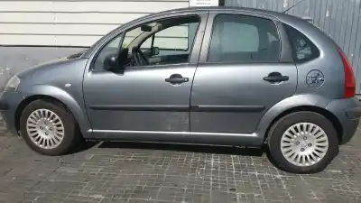 Véhicule à la ferraille citroen c3 1.4 de l'année 2004 alimenté kfv