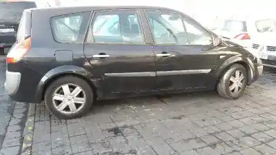 Scrapping Vehicle renault scenic ii authentique of the year 2005 powered f9q812