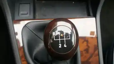Veicolo di demolizione bmw                                                serie 5 berlina (e39)                                                                                                                                                                                                                                      520i                                                                                                                                                                                                                                                       dell'anno 2001 alimentato 22-6s-1