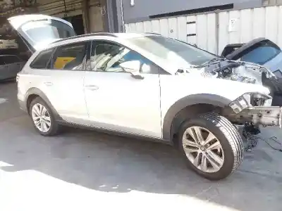 Veículo de Sucata seat leon st (5f8) x-perience 4drive do ano 2015 alimentado crl