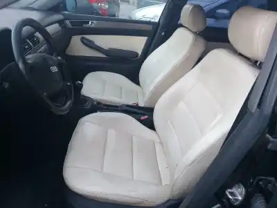 Scrapping Vehicle audi a6 berlina (4b2) 2.4 (121kw) of the year 1999 powered aga