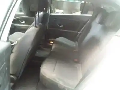 Здавання транспортного засобу renault megane iii sport tourer emotion року 2011 потужний k4m858