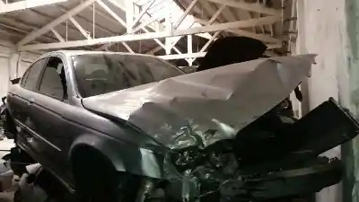 Scrapping Vehicle jaguar x-type i (x400) 2.5 v6 a las 4 ruedas of the year 2002 powered xb