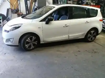 Sloopvoertuig renault scenic iii grand dynamique van het jaar 2011 aangedreven f9q e8