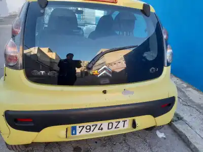 Véhicule à la ferraille citroen c1 sx de l'année 2006 alimenté 1kr