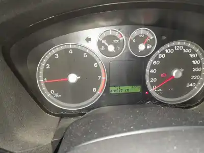 Sloopvoertuig ford focus lim. (cb4) business van het jaar 2005 aangedreven hwda