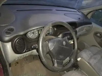 Scrapping Vehicle renault                                            scenic rx4 (ja0)                                                                                                                                                                                                                                           1.9 dci salomon of the year 2000 powered f9q732