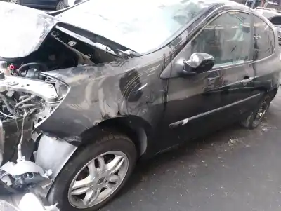 Утилизация автомобиля RENAULT CLIO II FASE II (B/CB0) Authentique года 2006 питание K9K714