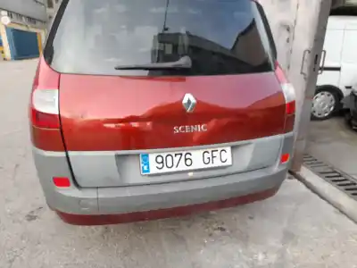 Veículo de Sucata renault grand scenic jmj4 do ano 2008 alimentado f9q818