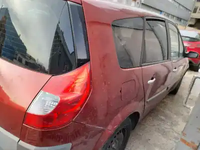 Veículo de Sucata renault grand scenic jmj4 do ano 2008 alimentado f9q818