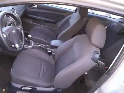 Veicolo di demolizione ford focus berlina (cap) ghia dell'anno 2007 alimentato aoda