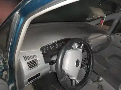 Veículo de Sucata mazda premacy (cp) active (74kw) do ano 2001 alimentado fp