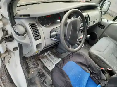 Veículo de Sucata renault trafic combi (ab 4.01) passenger authentique combi corto do ano 2005 alimentado f9q u7