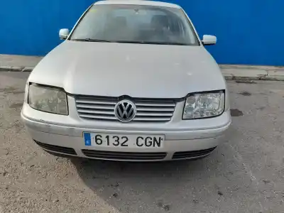 Утилизация автомобиля VOLKSWAGEN BORA VARIANT (1J6) Básico года 2003 питание ASZ
