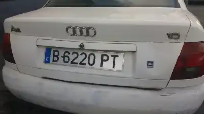 Veículo de Sucata audi a4 avant (b5) 1.8 do ano 1995 alimentado adr
