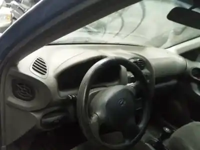 Veículo de Sucata hyundai santa fe (sm) 2.0 gls crdi 4x4 do ano 2001 alimentado d4ea