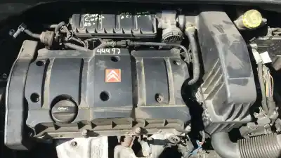 Véhicule à la ferraille citroen c2 vts de l'année 2004 alimenté nfu