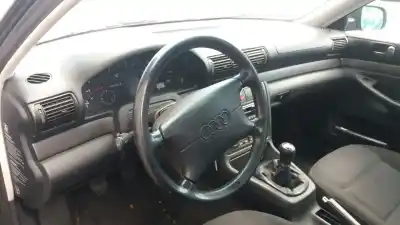 Vehicul casat audi a4 berlina (b5) 2.6 v6 cat (abc) al anului 1996 alimentat abc