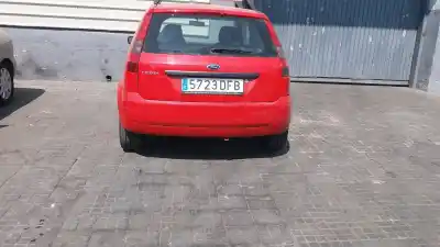 Sloopvoertuig ford fiesta (cbk) ghia van het jaar 2004 aangedreven fyjb