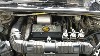 Sloopvoertuig opel sintra cd van het jaar 1999 aangedreven x22dth