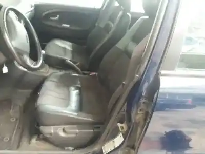 Véhicule à la ferraille volvo s40 berlina 2.0 t de l'année 2000 alimenté b4204t2