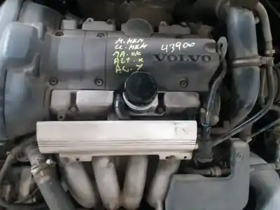 Véhicule à la ferraille volvo s40 berlina 2.0 t de l'année 2000 alimenté b4204t2