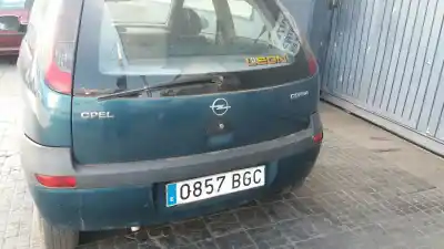 Veicolo di demolizione opel corsa c club dell'anno 2001 alimentato z10xe