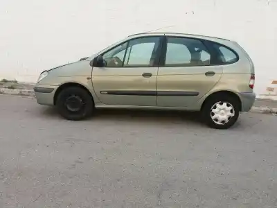 Scrapping Vehicle renault scenic (ja..) 1.6 16v authentique (ja0b/11) of the year 2001 powered k4m a7