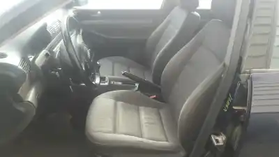 Vehicul casat audi a4 berlina (b5) 1.8 al anului 2000 alimentat apt