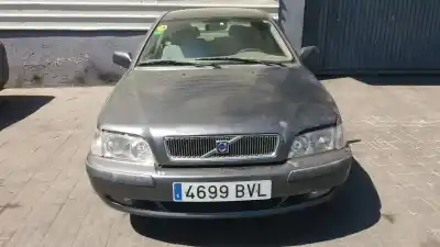Véhicule à la ferraille VOLVO S40 BERLINA 1.8 CAT (1783 cm3. Multipoint) de l'année 2002 alimenté B4184S2