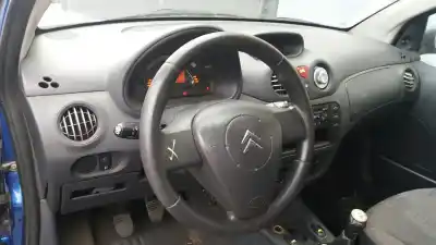 Veicolo di demolizione citroen c2 x dell'anno 2004 alimentato hfx