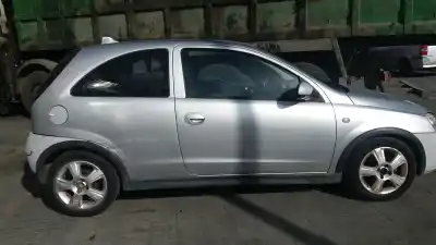 Veicolo di demolizione opel corsa c cosmo dell'anno 2004 alimentato z13dt
