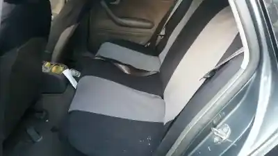 Veículo de Sucata audi a4 avant (8e) 2.0 do ano 2002 alimentado alt