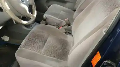 Veículo de Sucata mazda premacy (cp) active (74kw) do ano 2003 alimentado 8hz