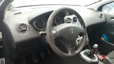 Veículo de Sucata peugeot 308 confort do ano 2009 alimentado efw