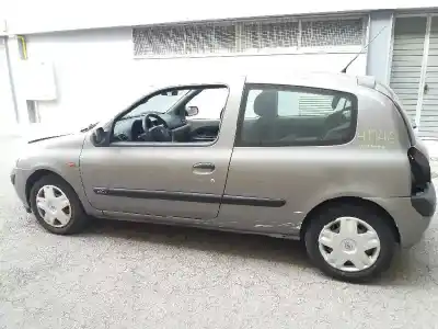 Здавання транспортного засобу renault clio ii fase ii (b/cb0) authentique року 2002 потужний k9k a7