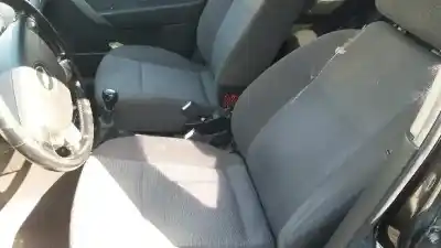 Veículo de Sucata chevrolet aveo ls do ano 2006 alimentado 