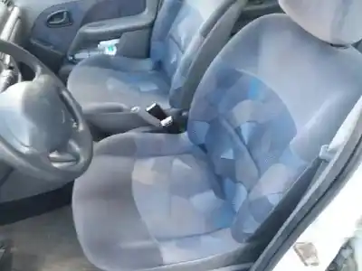 Veículo de Sucata renault clio ii fase i (b/cbo) 1.2 do ano 1999 alimentado d7f720