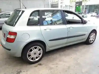 Veículo de Sucata fiat stilo van (192_) 1.9 jtd (192dxe1a) do ano 2004 alimentado 192a1000