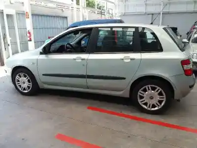 Veículo de Sucata fiat stilo van (192_) 1.9 jtd (192dxe1a) do ano 2004 alimentado 192a1000