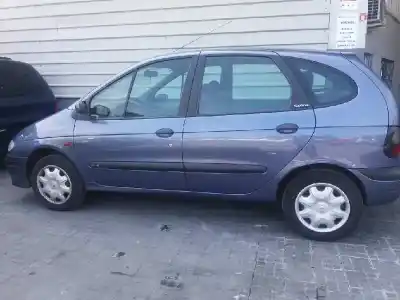 Scrapping Vehicle renault megane i scenic (ja0) 1.9 turbodiesel of the year 1996 powered f8q 57