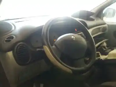 Scrapping Vehicle renault                                            scenic rx4 (ja0)                                                                                                                                                                                                                                           1.9 dci salomon of the year 2002 powered f9q k7