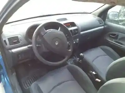 Scrapping Vehicle renault clio ii fase ii (b/cb0) authentique of the year 2001 powered k9k a7